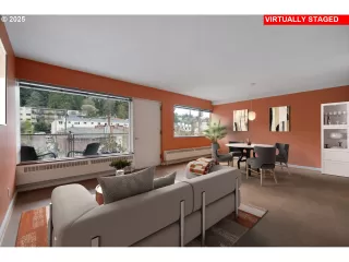 Photo #6: 285338702 Listing