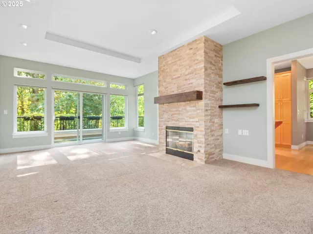 MLS: 285893683 Condo For Sale