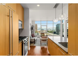 Photo #1: 286740267 Listing 