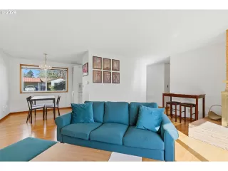 Photo #3: 287549783 Listing 