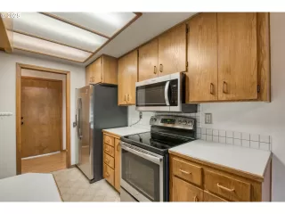 Photo #3: 287811928 Listing