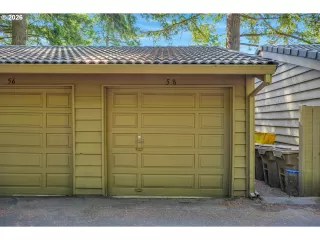 Photo #3: 288615617 Listing