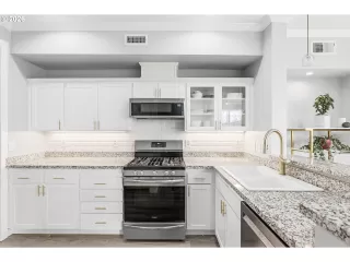 Photo #5: 288753038 Listing 