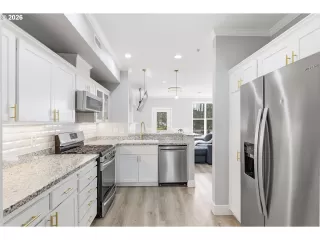 Photo #6: 288753038 Listing 