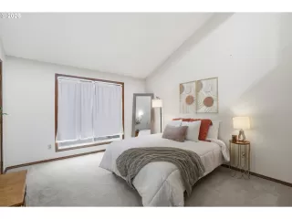 Photo #6: 288812649 Listing