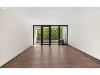 Photo #4: 289283134 Listing