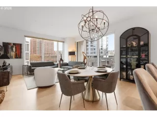 Photo #5: 289462357 Listing