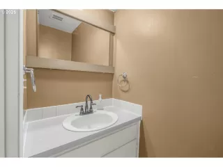 Photo #1: 289503950 Listing