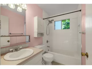 Photo #3: 289503950 Listing