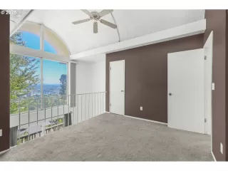 Photo #6: 289503950 Listing