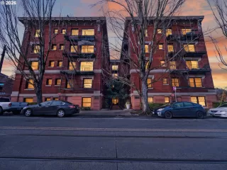 Photo #3: 291783081 Listing 