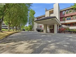 Photo #6: 292153713 Listing 