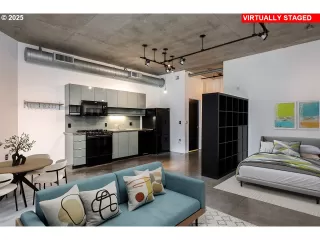 Photo #1: 292554908 Listing