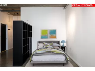 Photo #2: 292554908 Listing