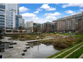 Photo #6: 292554908 Listing