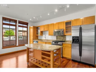 Photo #2: 292634367 Listing