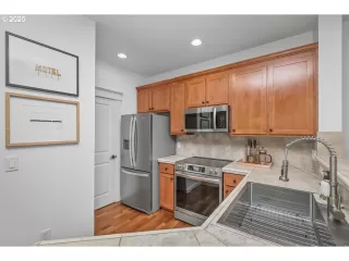 Photo #5: 292763783 Listing 