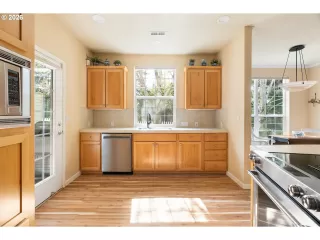 Photo #2: 292777538 Listing 