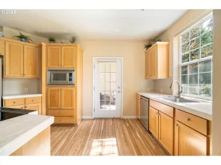 Photo #3: 292777538 Listing 