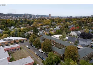 Photo #1: 292976472 Listing