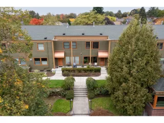 Photo #3: 292976472 Listing