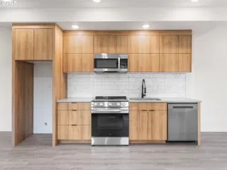 Photo #4: 293100518 Listing 