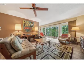 Photo #6: 293645824 Listing 