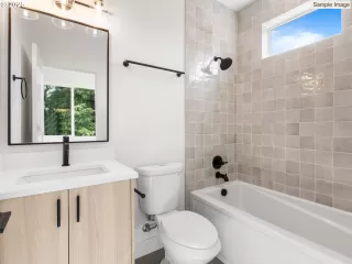 Photo #3: 293706229 Listing