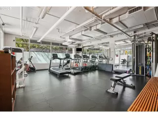 Photo #2: 294645786 Listing 