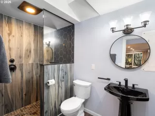 Photo #2: 295543723 Listing