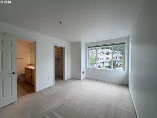 Photo #1: 296291195 Listing