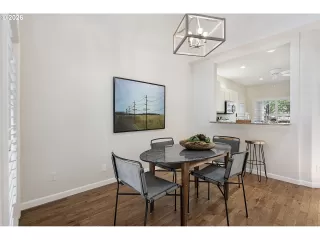 Photo #6: 297014938 Listing 
