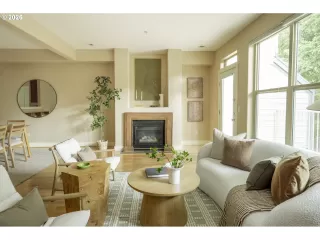 Photo #6: 297321959 Listing 