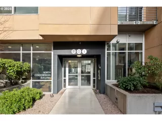 Photo #3: 297461827 Listing