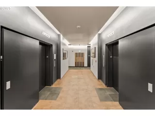 Photo #6: 297461827 Listing