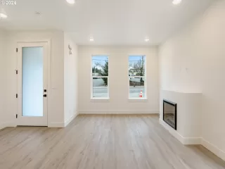 Photo #2: 298737903 Listing 