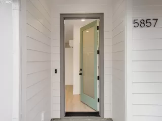 Photo #3: 298737903 Listing 