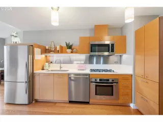 Photo #2: 299470392 Listing 