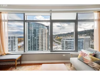 Photo #6: 299470392 Listing 