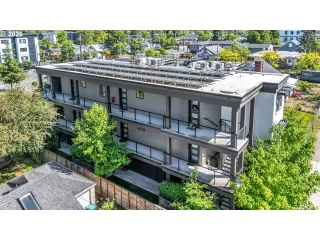 Photo #1: 300121667 Listing