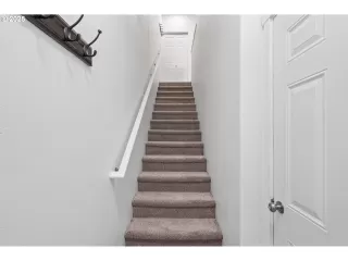 Photo #4: 300235579 Listing 