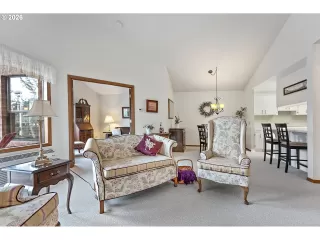 Photo #5: 300744949 Listing 