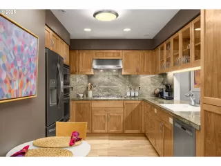 Photo #1: 301668021 Listing 