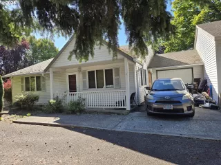 More Details about MLS # 301922675 : 15310 SE STARK ST C