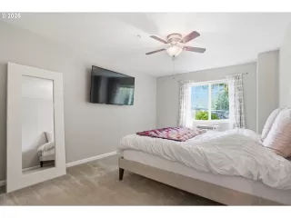 Photo #5: 302228733 Listing 