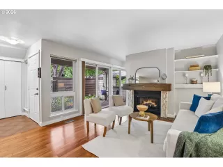 Photo #2: 302709037 Listing 