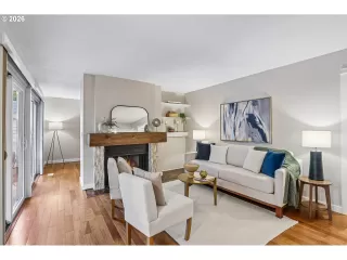 Photo #4: 302709037 Listing 