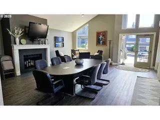 Photo #2: 303190810 Listing