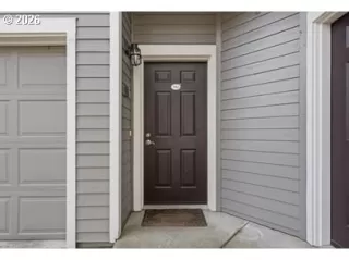 Photo #1: 304967986 Listing