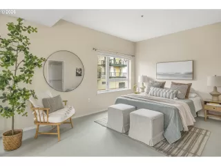 Photo #2: 305134655 Listing 